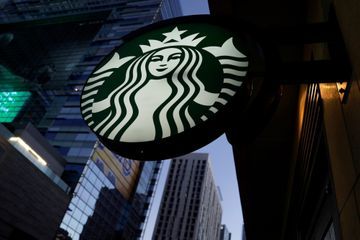 Haine en ligne : Starbucks va-t-il supprimer sa page Facebook ?