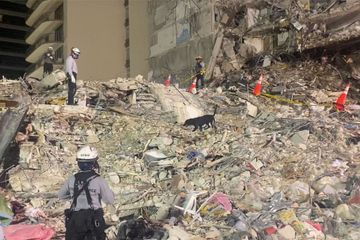 Immeuble effondré en Floride : 11 morts, les recherches se poursuivent