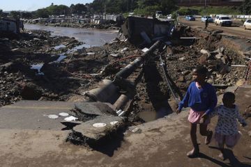 Inondations en Afrique du Sud: nouveau bilan de 443 morts, les pluies connaissent une accalmie