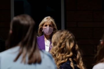 Jill Biden dans le Colorado à la rencontre des femmes de soldats