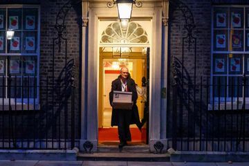 L'influent conseiller de Boris Johnson, Dominic Cummings, va quitter Downing Street