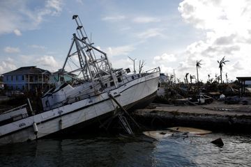 L'ouragan Dorian va frapper les Etats-Unis, nouveau bilan de 30 morts au Bahamas