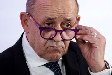 «La guerre est totale» : Le Drian inquiet pour la sécurité du président ukrainien