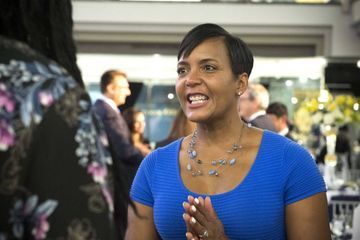 La maire d'Atlanta Keisha Lance Bottoms diagnostiquée positive au Covid-19