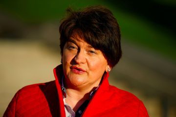 La Première ministre d'Irlande du Nord Arlene Foster annonce sa démission