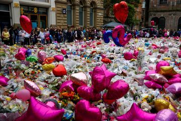 Le frère du terroriste de l'attentat de Manchester, qui devait témoigner, a fui le Royaume-Uni