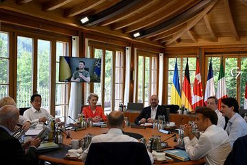 Le G7 durcit ses sanctions contre la Russie, y compris sur le pétrole
