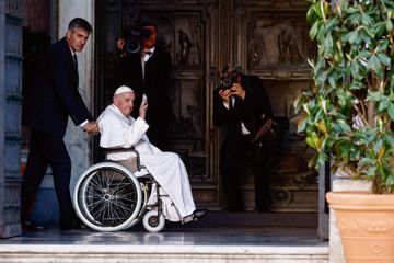 Le pape François, une fragile santé de fer