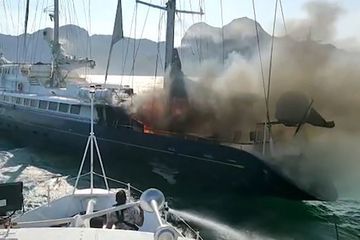 Le Phocéa, l'ancien yacht de Bernard Tapie, a coulé au large de la Malaisie