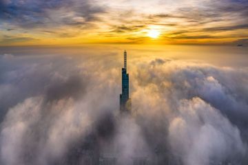 Les photos impressionnantes des gratte-ciels de Ho Chi Minh qui transpercent le brouillard matinal