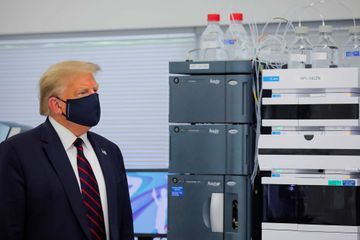 Donald Trump Fujifilm 8