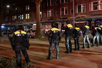 Pays-Bas: retour au calme après trois soirées d'émeutes contre le couvre-feu