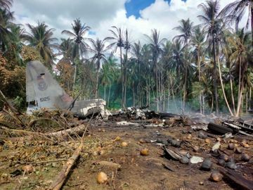 Philippines: le crash d'un avion militaire fait au moins 45 morts
