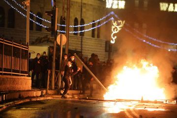 Plus de 120 blessés dans des heurts nocturnes à Jérusalem