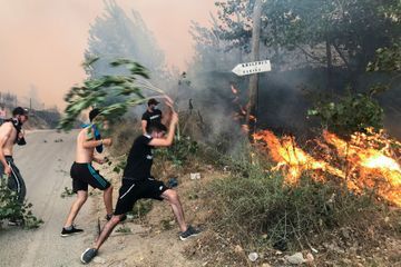 Plus de 40 morts en Algérie dans les incendies qui ravagent le nord