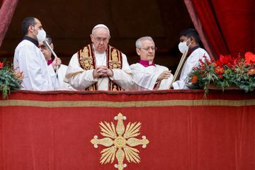 Pour Noël, le pape met en garde contre la «tentation du repli sur soi» dans le monde