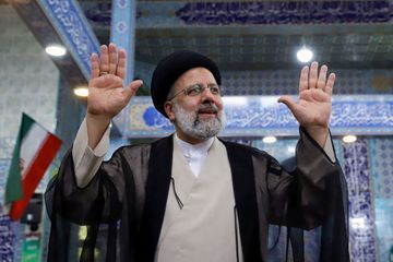 Qui est Ebrahim Raïssi, le nouveau président iranien?