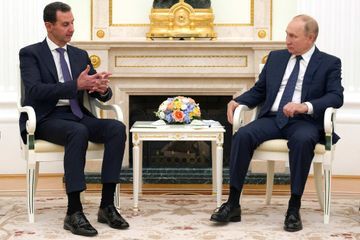 Syrie : Poutine critique l'ingérence étrangère en recevant Assad