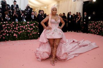 Testicules enflés et hésitations sur le vaccin : la Maison-Blanche discute avec Nicki Minaj