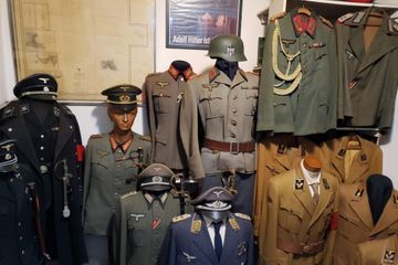 Trois millions d'euros d'objets nazis découverts chez un pédophile présumé au Brésil