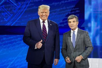 Trump mise sur l'immunité collective et prétend que le virus va 