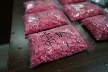 Un laboratoire clandestin de pilules d'ecstasy découvert sur une base belge abritant des armes nucléaires