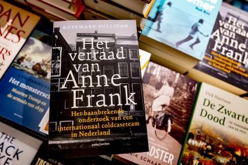 Un livre sur la trahison d'Anne Frank discrédité et retiré de la vente aux Pays-Bas