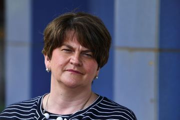Un médecin condamné pour avoir accusé d'infidélité la Première ministre nord-irlandaise