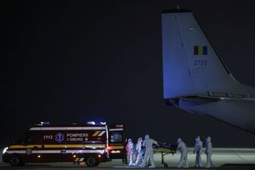 Un médecin salué en héros après l&#39;incendie d&#39;un hôpital en Roumanie