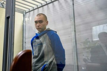Un militaire russe plaide coupable de crime de guerre à l'ouverture d'un premier procès à Kiev