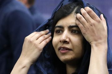 Un taliban menace Malala Yousafzai : 
