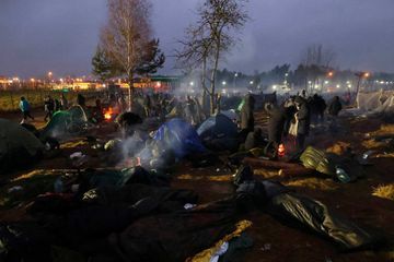 Une centaine de migrants arrêtés dans la nuit par la Pologne