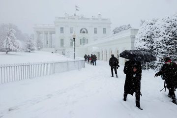 Une tempête de neige s'abat sur Washington