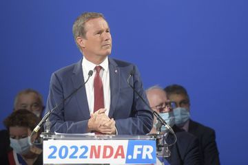 A Dupont-Aignan les parrainages, à Zemmour les sondages