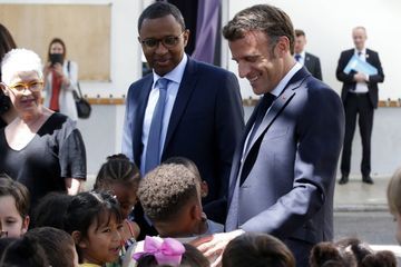 A Marseille, Emmanuel Macron annonce le retour des maths en option en Première