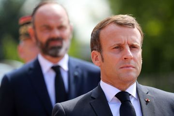 Emmanuel Macron et Edouard Philippe au Mont-Valérien, jeudi matin.