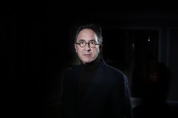 Aquilino Morelle bien dans ses pompes