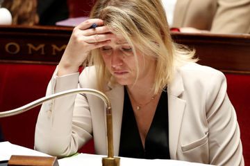 Ça commence mal pour Barbara Pompili
