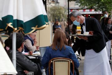 Capacité d'accueil, distance : un décret précise les conditions de la réouverture