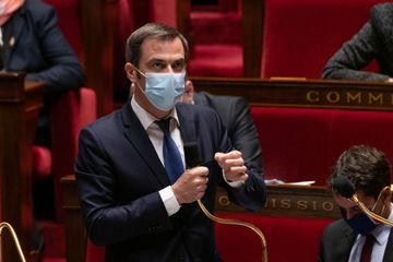 Coronavirus : L'Assemblée débat sans fin, Olivier Véran sort de ses gonds