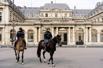 Coronavirus : le Conseil d'Etat saisi afin de réquisitionner des usines