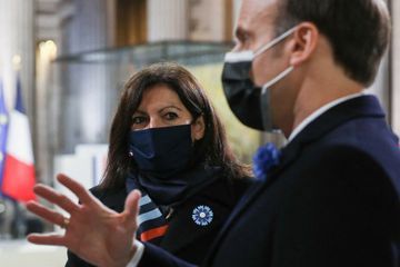 Covid-19 et vaccins : Anne Hidalgo étrille les 