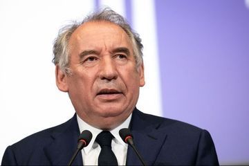 Covid-19: Bayrou favorable à la vaccination obligatoire
