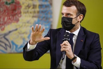Covid-19: un Conseil de défense sanitaire se tient à l'Elysée