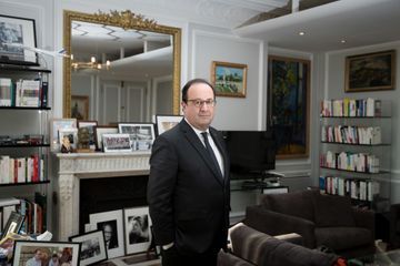 Dans son dernier livre, François Hollande s'adresse aux adolescents