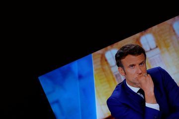 Débat d'entre-deux tours : chez les Jeunes Avec Macron, le président-candidat «toujours aussi bon»