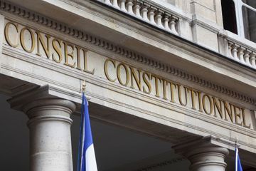 Déconfinement : le Conseil constitutionnel censure des dispositions sur le traçage et l'isolement