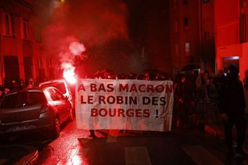 Des manifestations d'«antifas» hostiles à Emmanuel Macron dans les grandes villes françaises