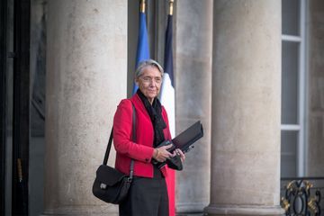 Elisabeth Born confirme que Macron n'envisage plus la retraite par points