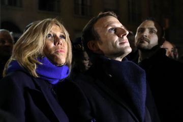 Emmanuel et Brigitte Macron ensemble à Amiens pour un spectacle à la cathédrale